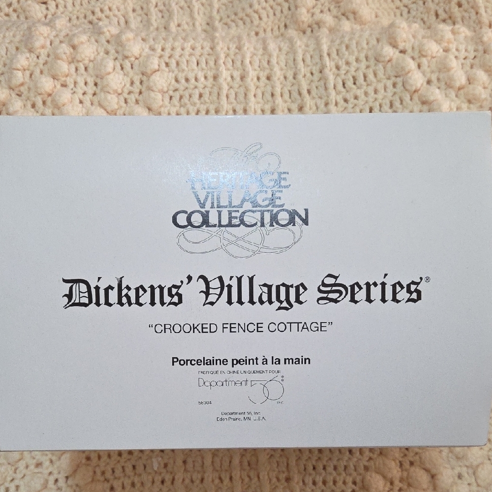 Department 56 Dickens' Village Series Crooked Fence Cottage